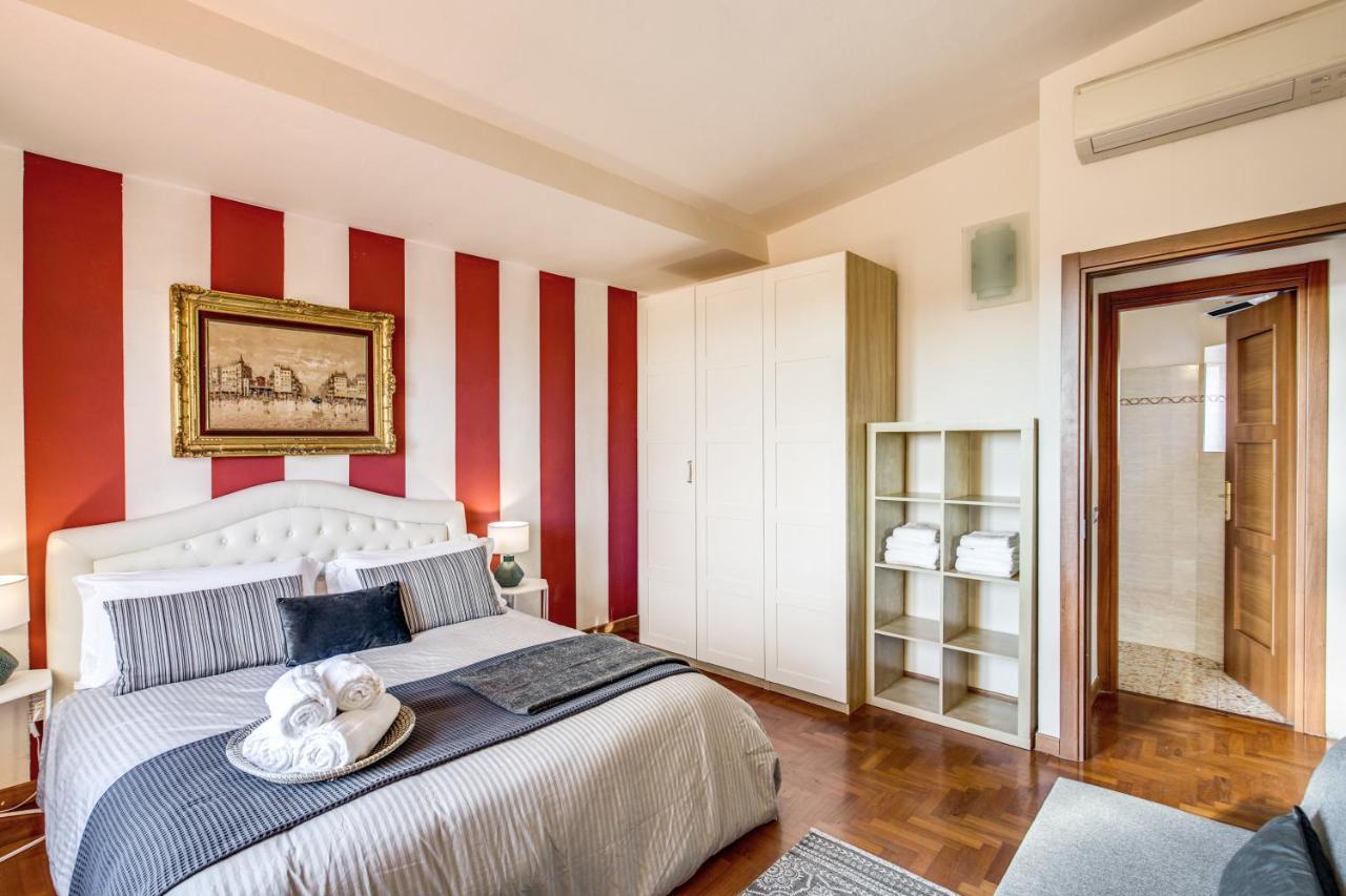 Apartamento Aweshomeitaly - Lungarno Bellavista Penthouse *