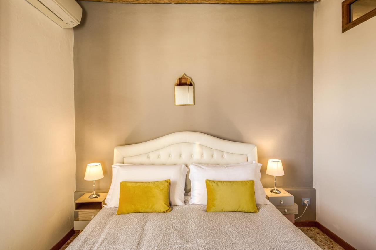 Apartamento Aweshomeitaly - Lungarno Bellavista Penthouse *