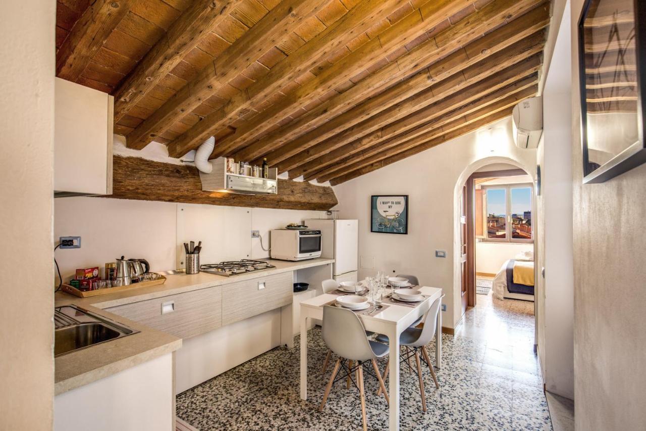 Apartamento Aweshomeitaly - Lungarno Bellavista Penthouse